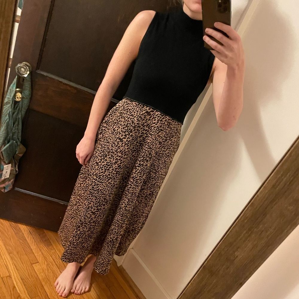 Zara Midi Dress - Size Small!